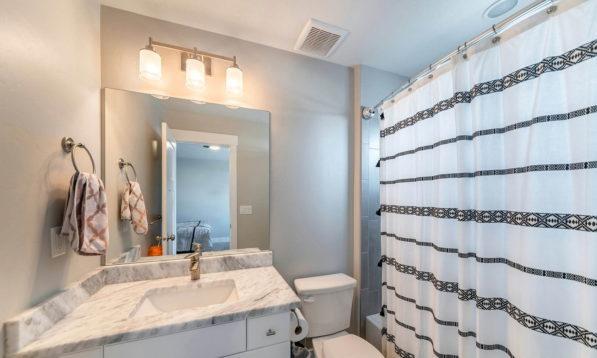 Bathroom-Exhaust-fan-installation-BTE