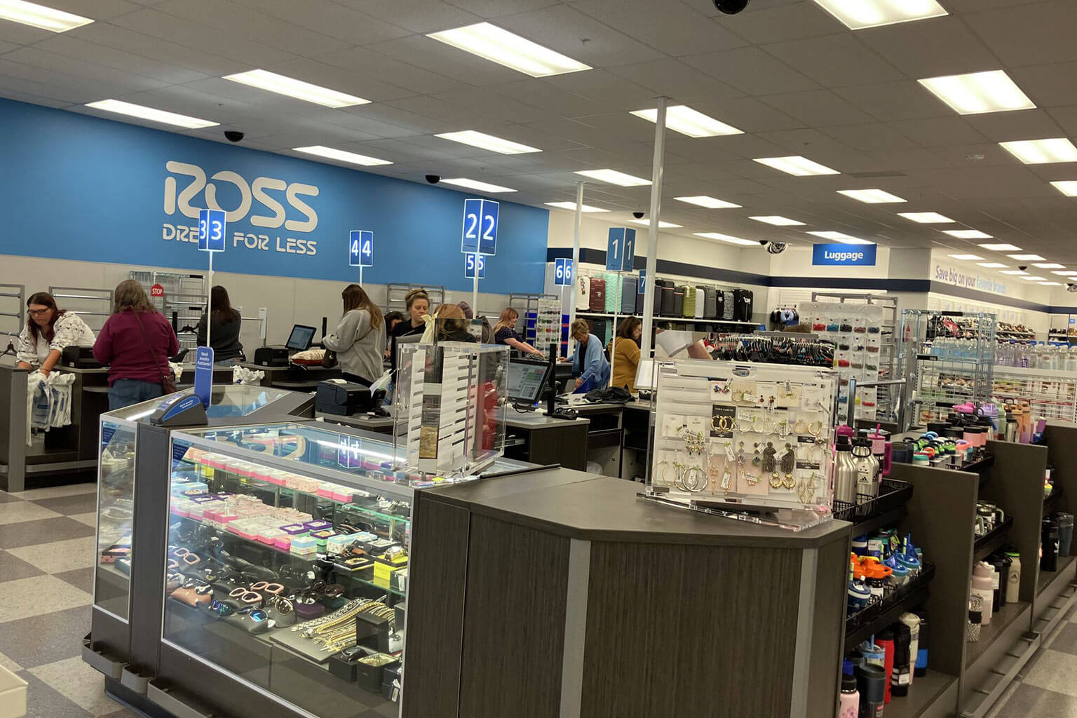 Ross-Dress-For-Less-Midland,-MI